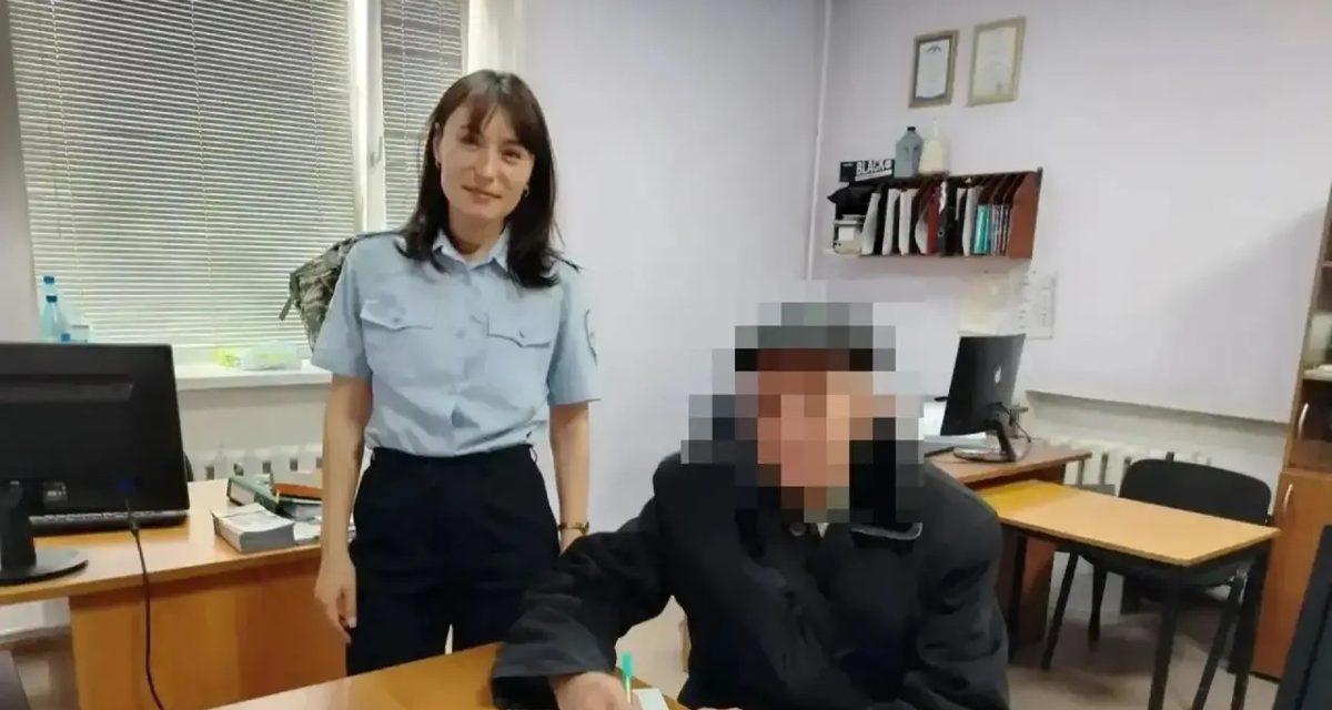 Мать задержанного в Красноярске курьера взяла кредит, чтобы вернуть пенсионеру 800 тысяч рублей
